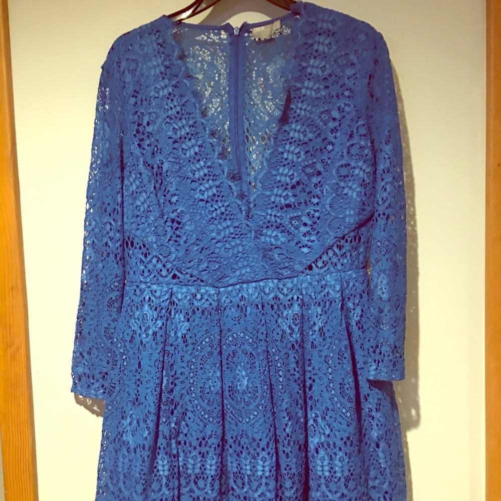 Cobalt blue plunging midi 3/4 length sleeve dress